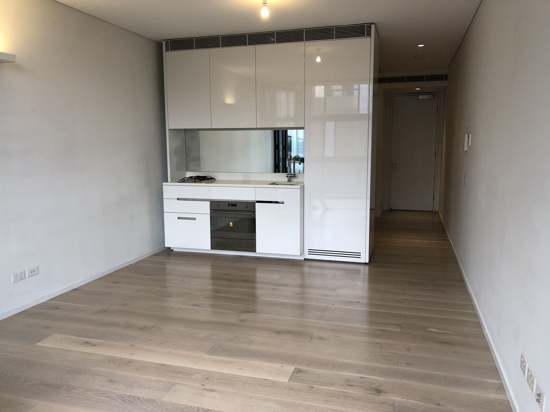 707.1 / 3 Park Lane, Chippendale