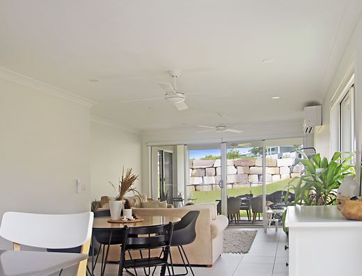 Great location - elevated home image 3