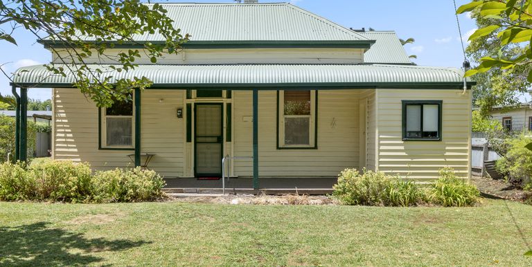 27 Clifton Street, Euroa