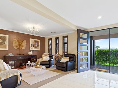 4 Kimberley Creek Road, Upper Coomera