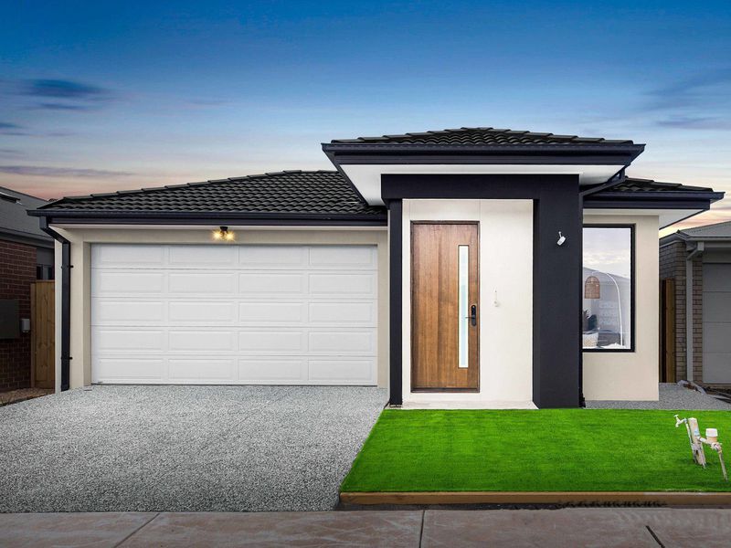 48 Abingdon Boulevard, Lara