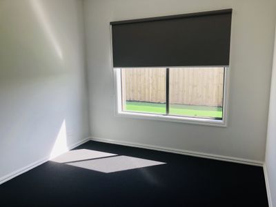 10 Amaretto Circuit, Manor Lakes