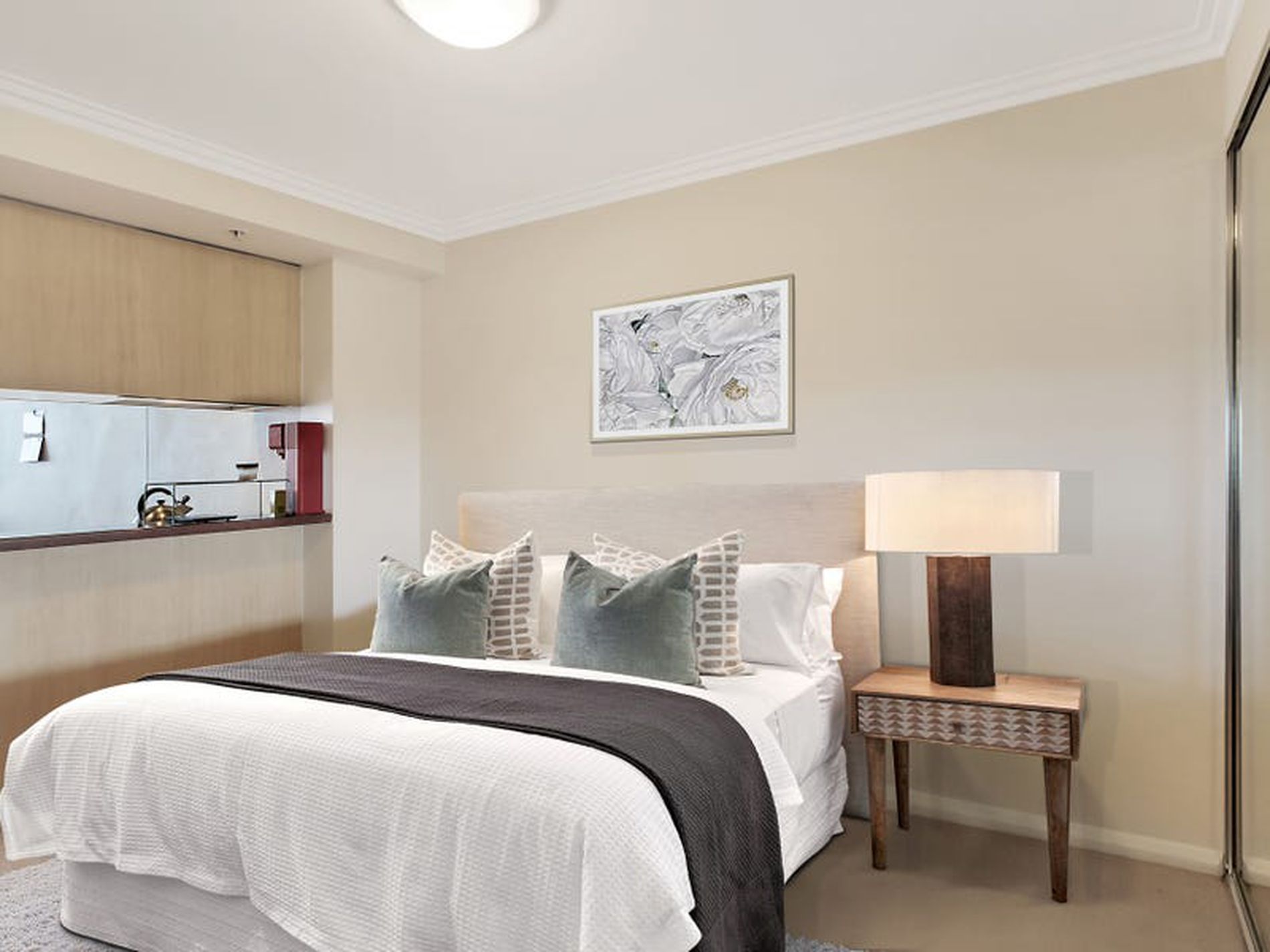 1413 / 1 Sergeants Lane, St Leonards