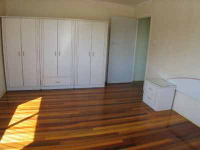 17b Main Street, Atherton