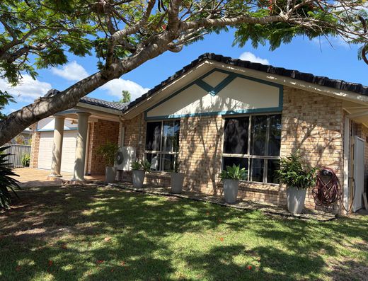 Enjoy Endless Summers With A Pool