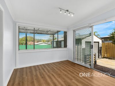 10 Dorothy Avenue, Basin View