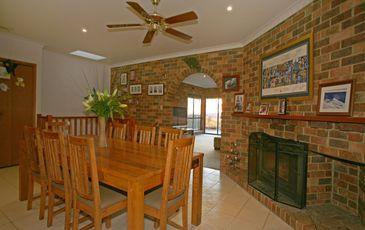 24 Keith Parade, Beaconsfield