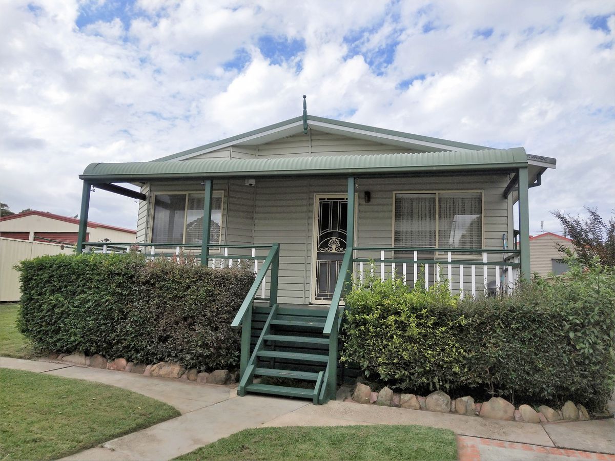 25A Teragalin Drive, Chain Valley Bay