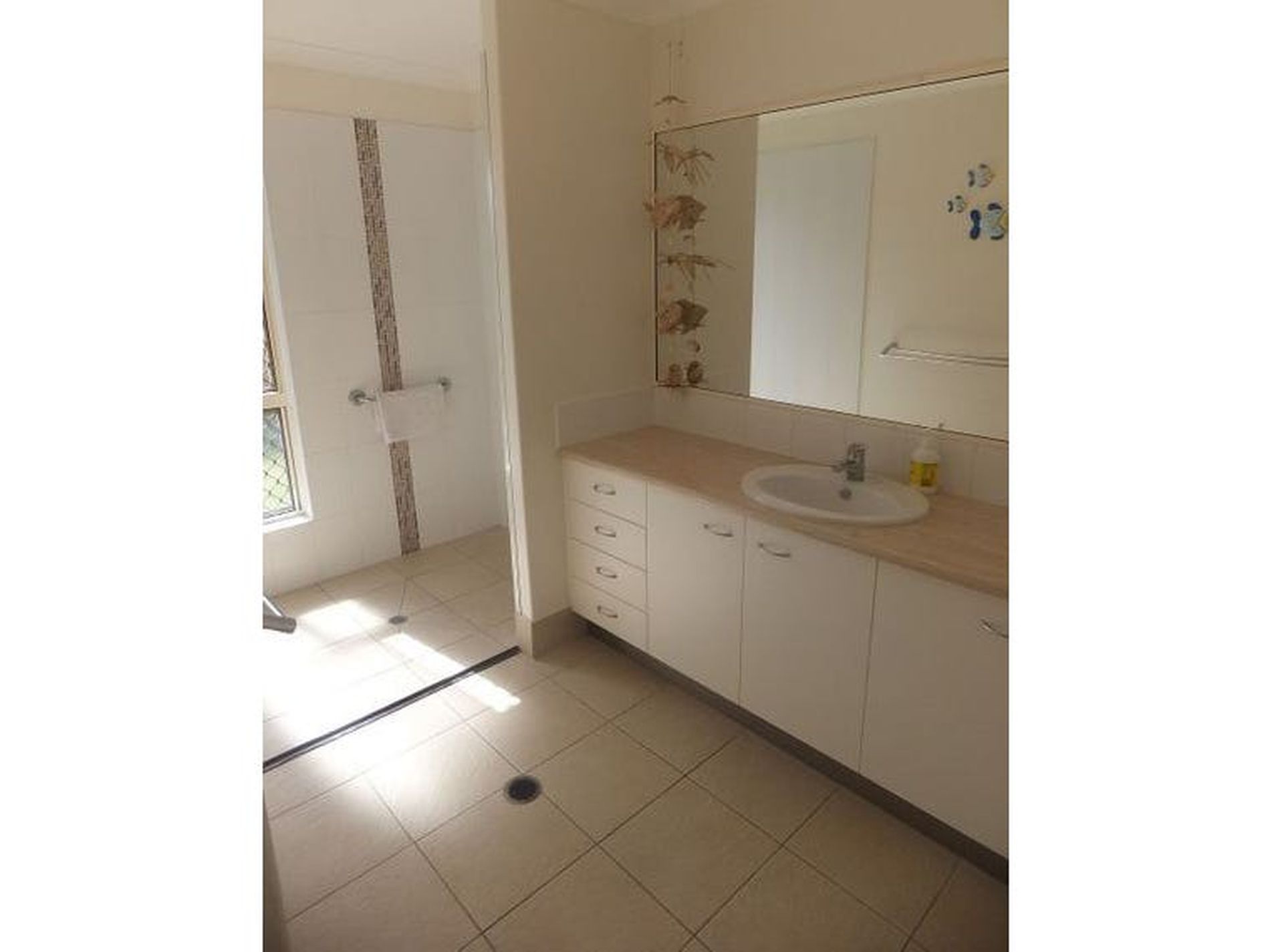 1 / 16 First Ave, Woodgate
