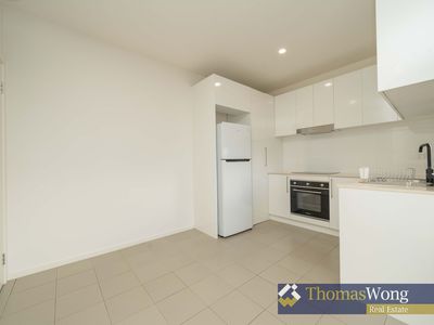 4 / 302 Huntingdale Road, Huntingdale