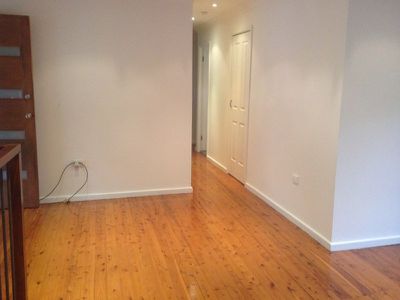 4 Aminya Place, Farmborough Heights