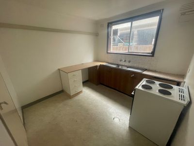 4 / 15 Beaumont Parade, West Footscray