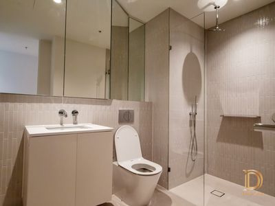 2807 / 18 Hoff Boulevard, Southbank