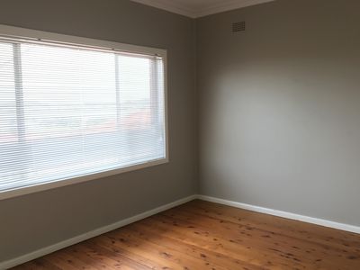 28 Moore Place, Warrawong