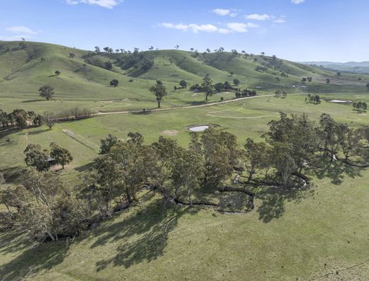 Rare Woodfield Acreage – Approx. 94 Acres of Versatile Land