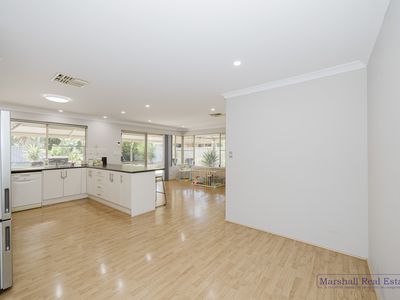 44 Stradbroke Gardens, Ridgewood