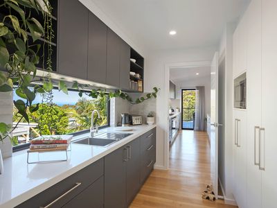 12A Elizabeth Parade, Tura Beach