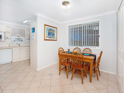 42 Devonshire Crescent, Oak Flats
