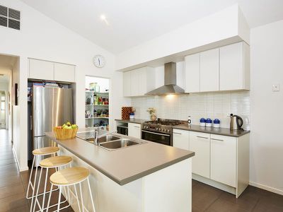 2 Viewrise Walk, Craigieburn