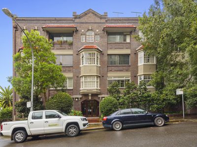 1 / 2 Saint Neot Avenue, Potts Point