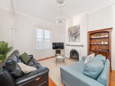 104 Flinders Parade, Sandgate