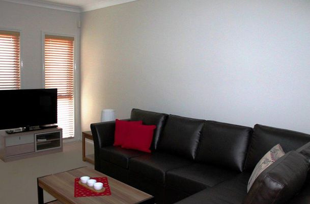 6 Bush Mews, Gowanbrae