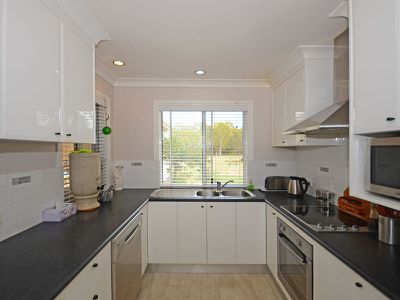 15 Oceanview Street, Point Vernon