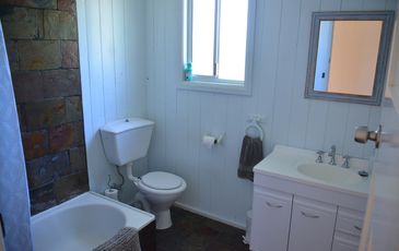 43 Gordon Ave, Summerland Point