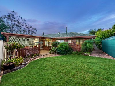 12 Ambrosius Street, Carindale