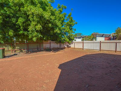 16 Barrow Place, South Hedland