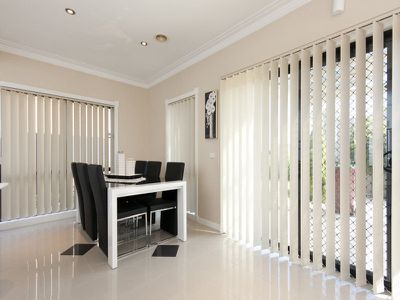 18 Hopegood Place, Lynbrook