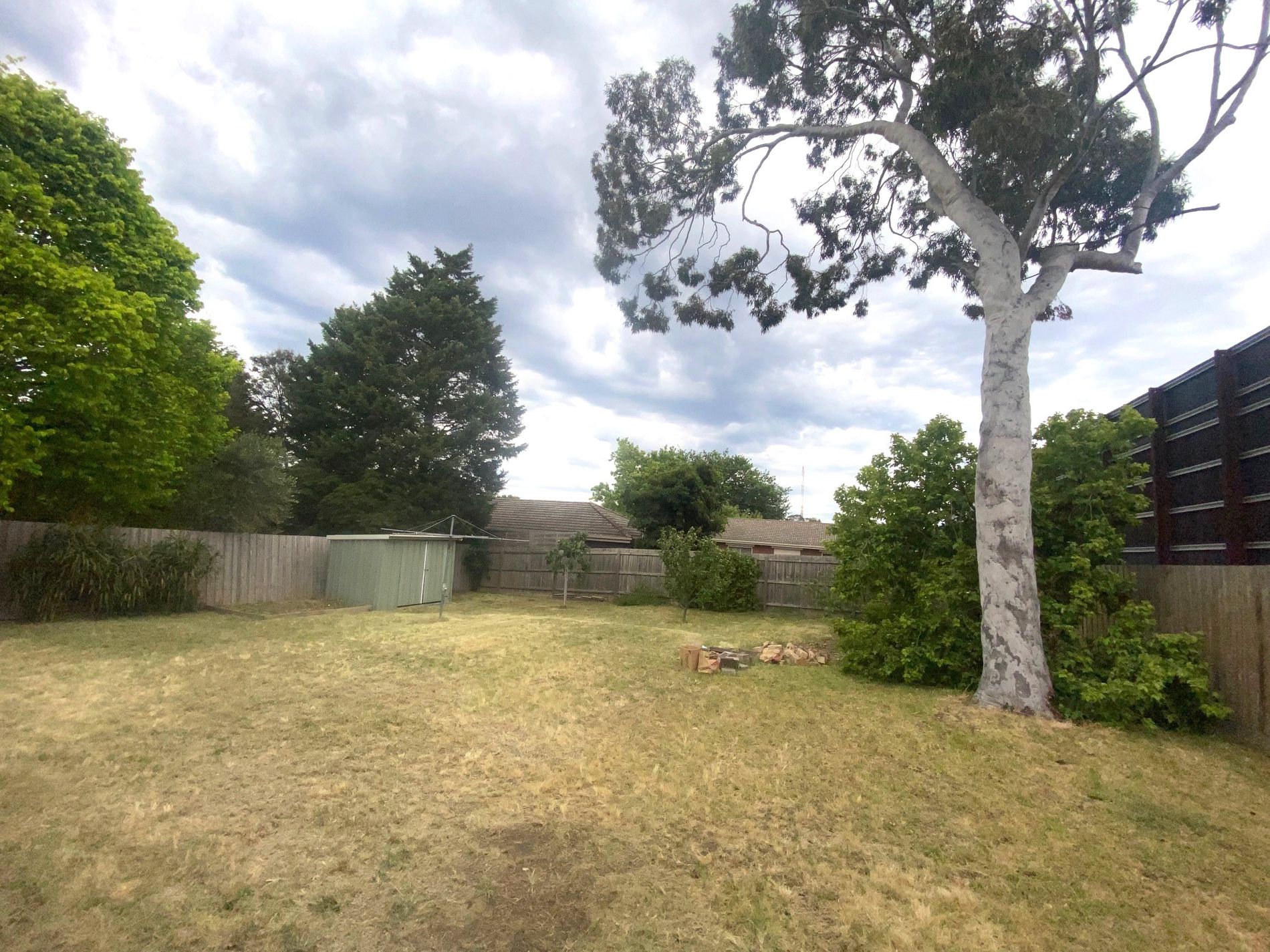 12 Lenola Street, Macleod