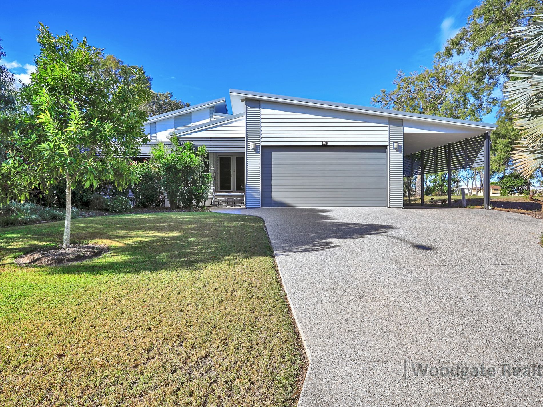 10 PAPERBARK COURT, Woodgate