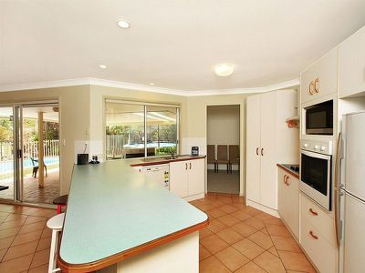 33 Tinaroo Place, Tewantin