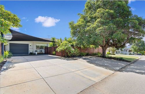 13 Hope Road, Ardross