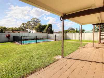 18 Halcyon Street, Mannering Park