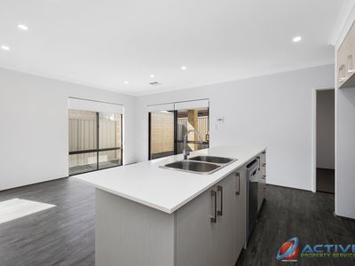 74 Wisteria Parade, Edgewater