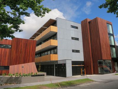 205 / 253 Waverley Road, Malvern East