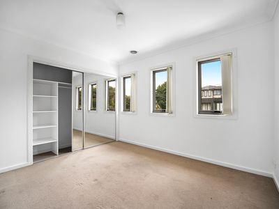 1 / 47 St Vigeons Road, Reservoir