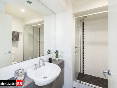 6 Boans Lane, East Perth