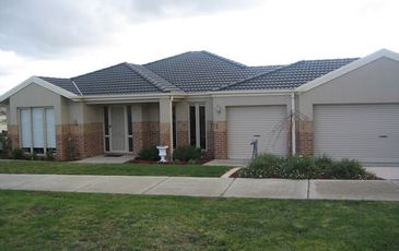 14 Silverleaves Boulevard, Berwick