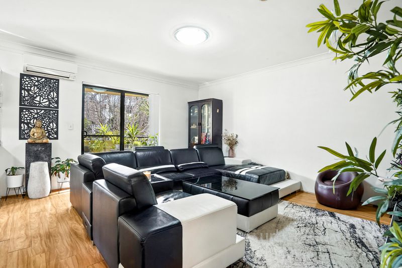 3 / 18 Eastbourne Road, Homebush West