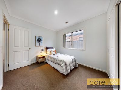 19 Marblelight Way, Clyde North