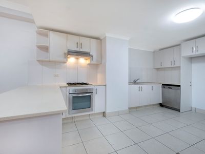 30 / 2 - 6 Kendall Street, Harris Park
