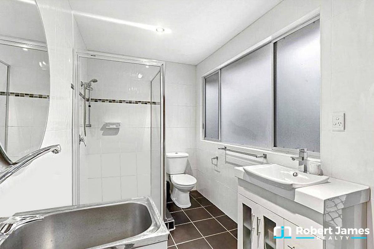 2 Muirfield Crescent, Tewantin