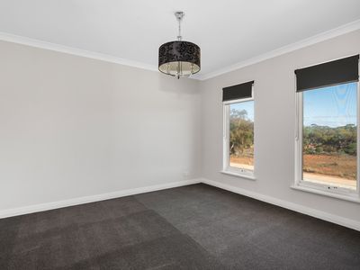 102 Aslett Drive, Karlkurla