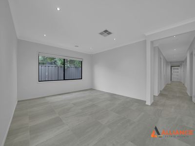 90 Bullion Avenue, Wollert