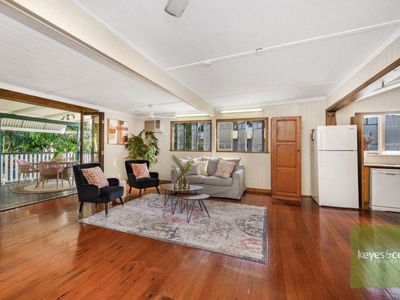 2 Lomax Street, Mysterton