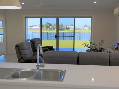 65 Amalfi Drive, Zilzie