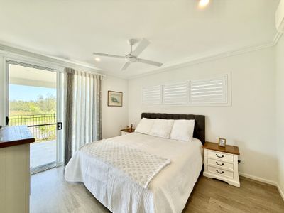 98 / 5 Serenity Drive, Eli Waters